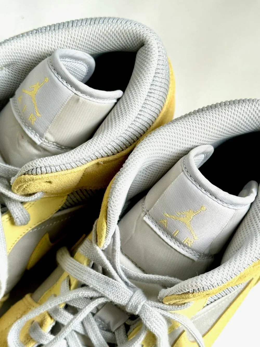 NWOB Nike Air Jordan 1 Mid - Lemon Wash Mixed Textures Yellow – Men’s 12